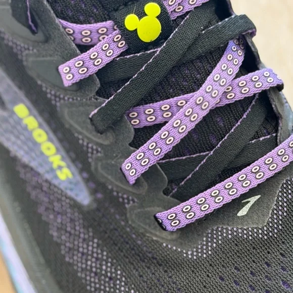 Brooks runDisney Ursula-inspired Ghost 17 - Black, Teal, and Purple - Picture 8 of 9